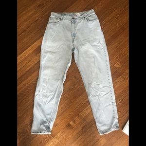 Vintage Levi’s 550 mom jeans